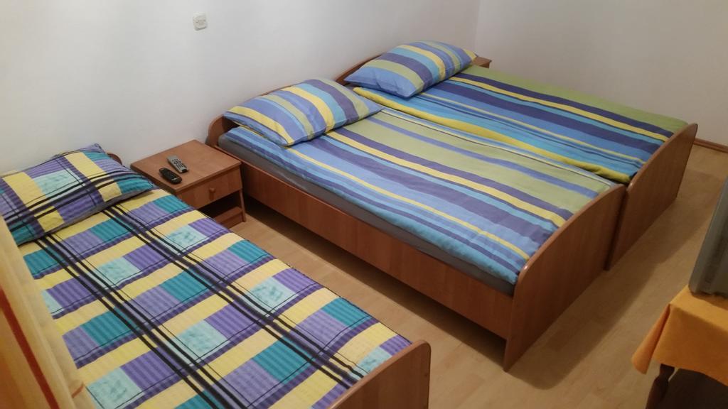 Gostilna Stara Posta Hotel Podkraj Bagian luar foto
