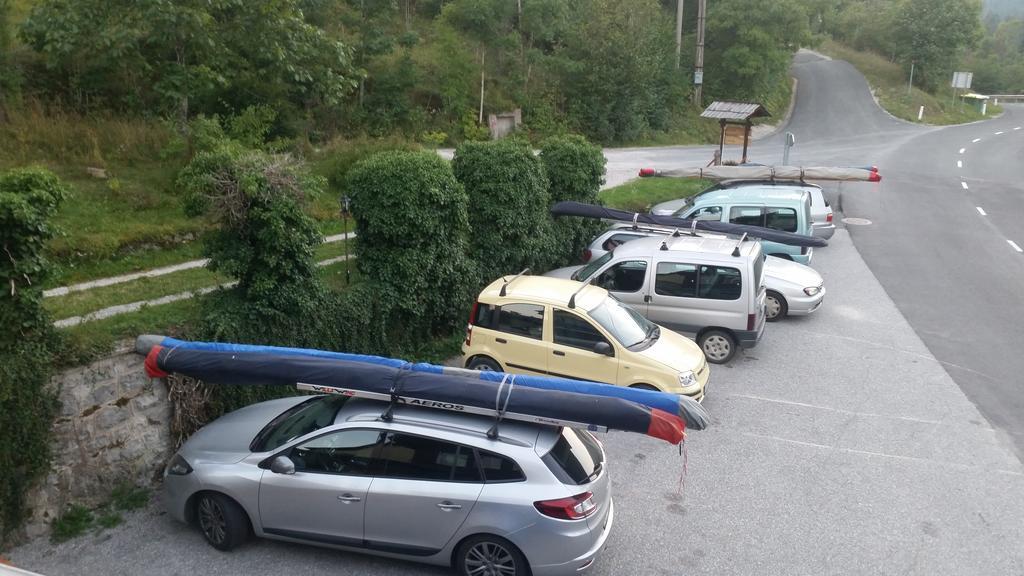 Gostilna Stara Posta Hotel Podkraj Bagian luar foto