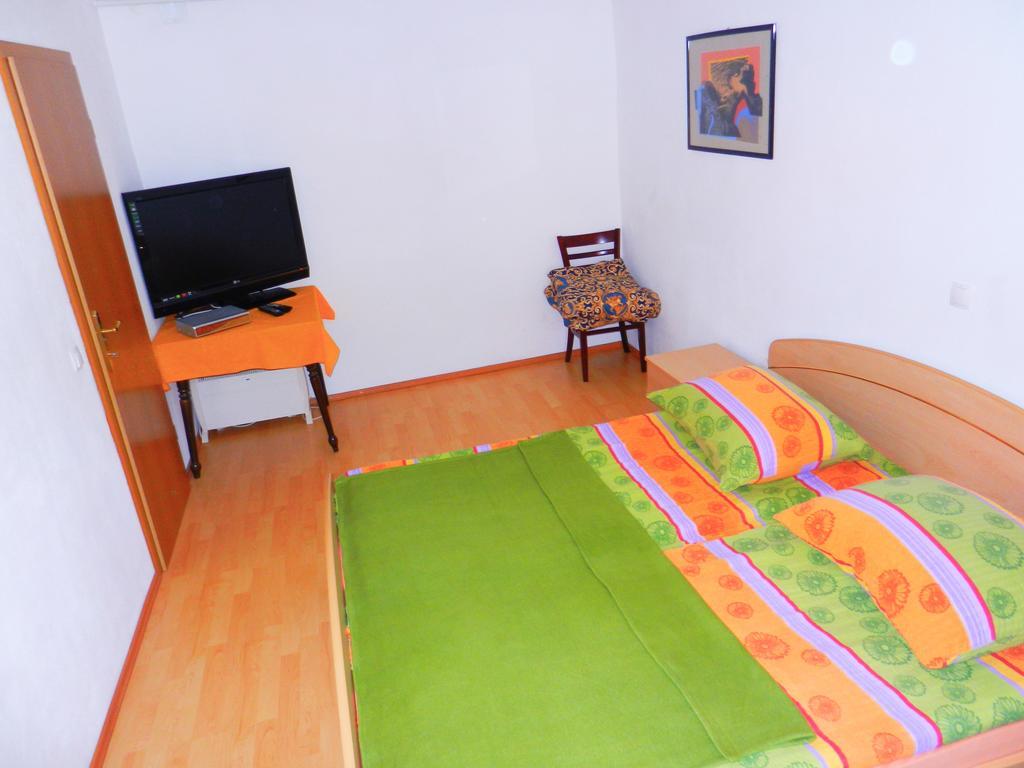 Gostilna Stara Posta Hotel Podkraj Bagian luar foto