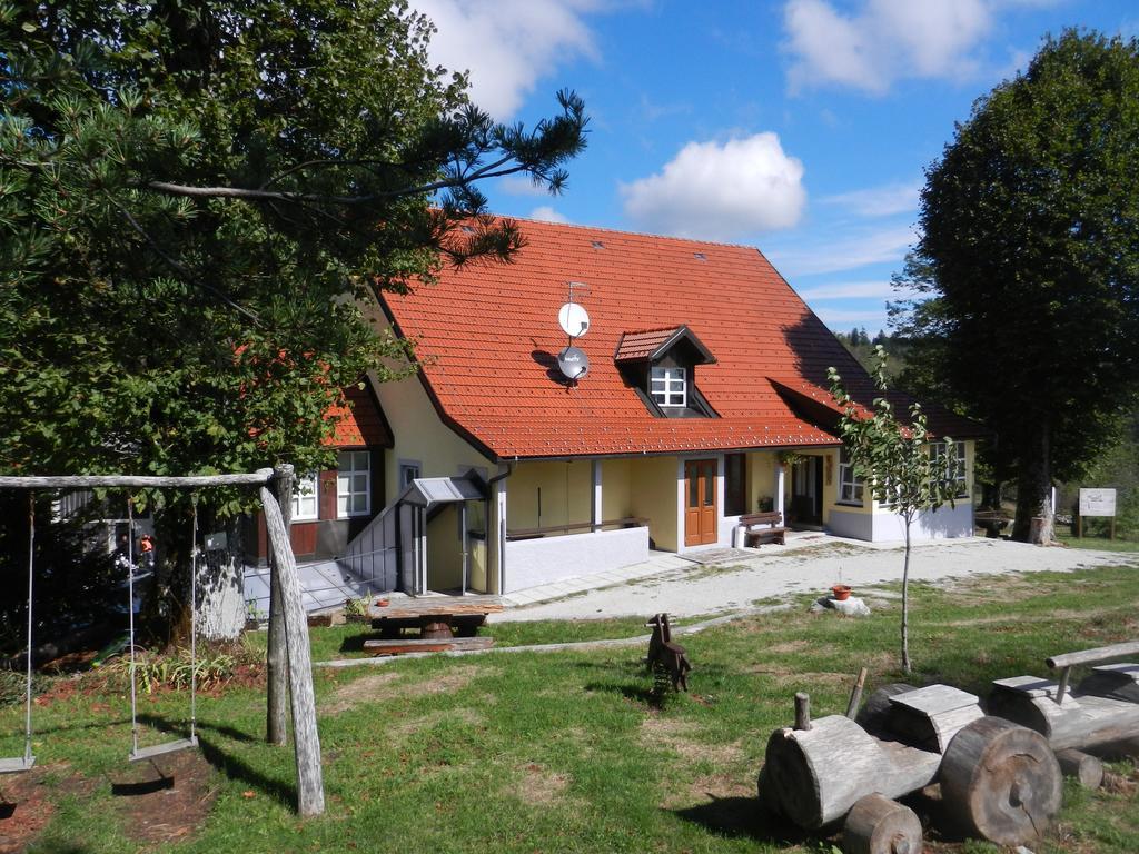Gostilna Stara Posta Hotel Podkraj Bagian luar foto