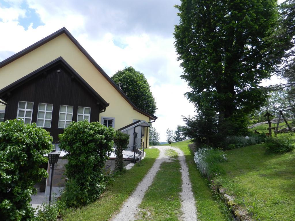Gostilna Stara Posta Hotel Podkraj Bagian luar foto